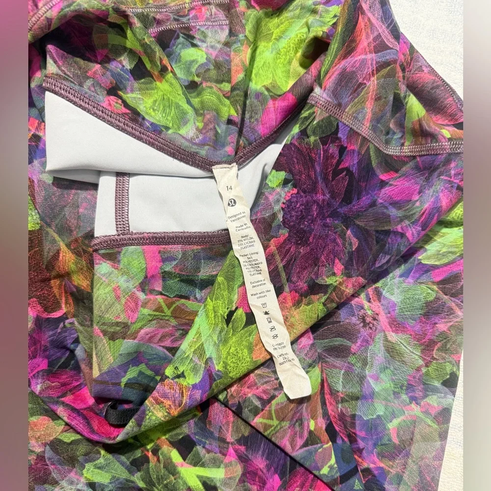 Lululemon Wunder Train Tights 25” Size 14 - Picture 2 of 2